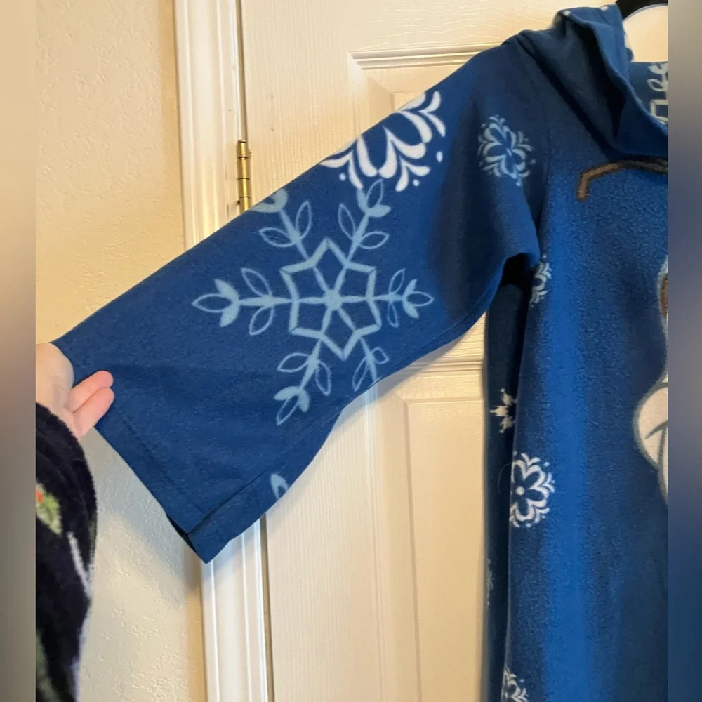 Disney Olaf character Snuggie Frozen open robe snowman blue winter gift kids